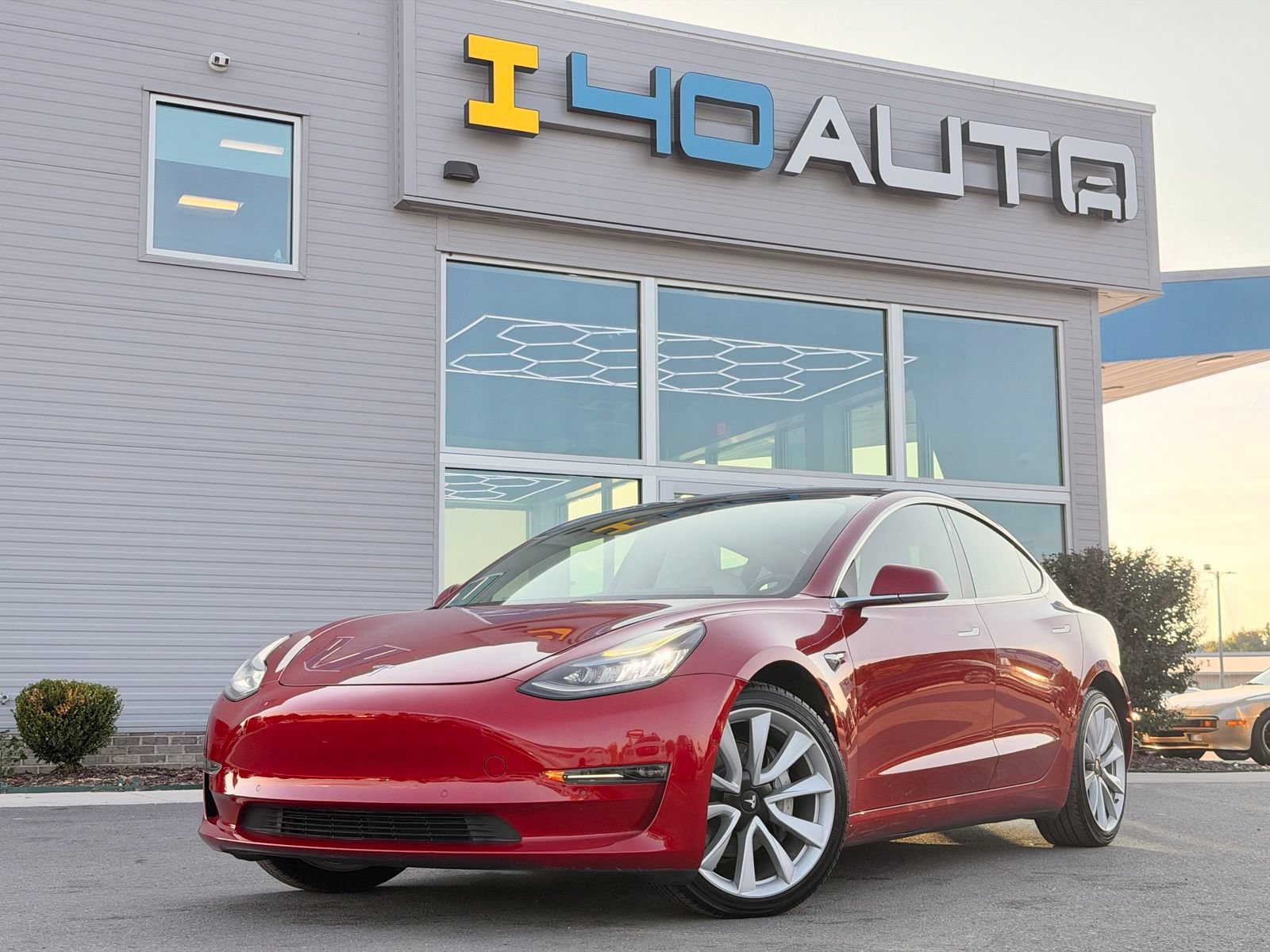 Used 2018 Tesla Model 3 Long Range AWD/4WD image 1