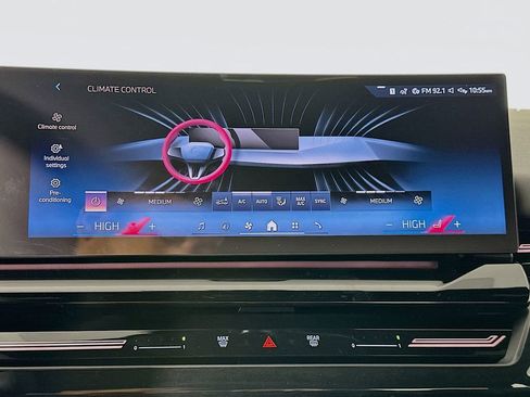 Used 2026 BMW 530i w/ M Sport Package image 14