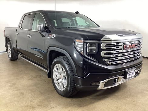 Used 2022 GMC Sierra 1500 Denali AWD/4WD image 4