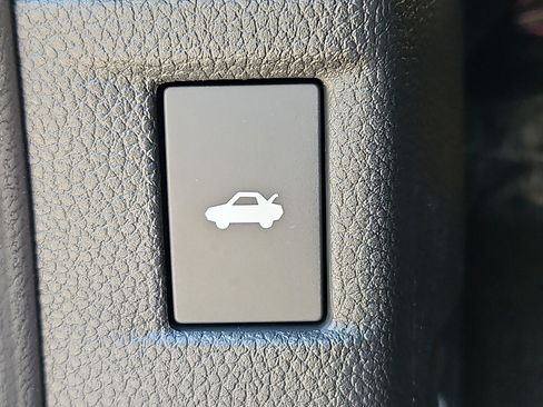 Used 2025 Honda Accord Sport image 26