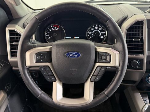 Used 2018 Ford F150 Lariat image 16