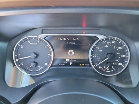 Used 2022 Nissan Rogue SV AWD/4WD image 23
