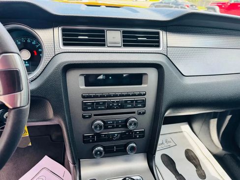 Used 2012 Ford Mustang Boss 302 w/ Boss 302 Accessory Pkg image 16