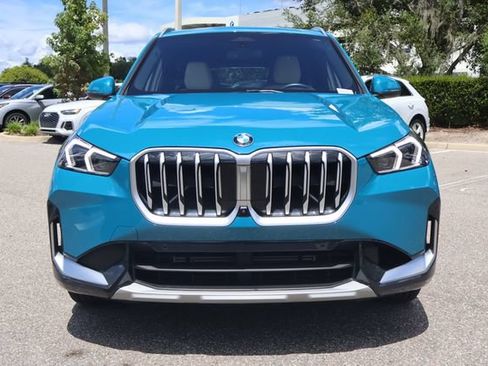 Used 2025 BMW X1 xDrive28i w/ Premium Package AWD/4WD image 3