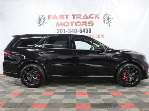 Used 2022 Dodge Durango SRT w/ SRT Interior Appearance Group AWD/4WD image 4