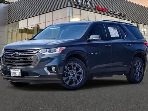 Used 2020 Chevrolet Traverse RS w/ LPO, Cargo Package FWD image 1