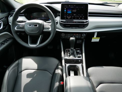 New 2026 Jeep Compass Limited AWD/4WD image 10