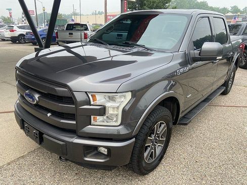 Used 2015 Ford F150 Lariat w/ Equipment Group 502A Luxury AWD/4WD image 9