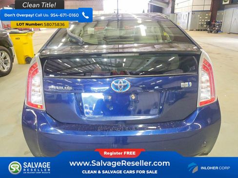 Used 2014 Toyota Prius Two FWD image 8