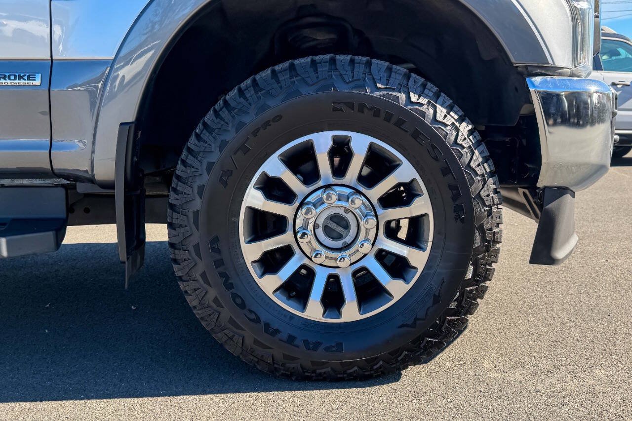 Used 2022 Ford F250 Lariat AWD/4WD image 13
