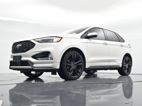 Used 2019 Ford Edge ST w/ Equipment Group 401A AWD/4WD image 26