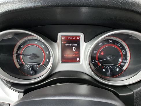 Used 2014 Dodge Journey SXT w/ Flexible Seating Group FWD image 25