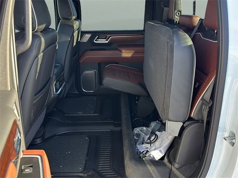 New 2026 GMC Sierra 2500 Denali Ultimate image 35