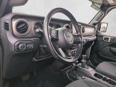 Used 2021 Jeep Gladiator Sport AWD/4WD image 10