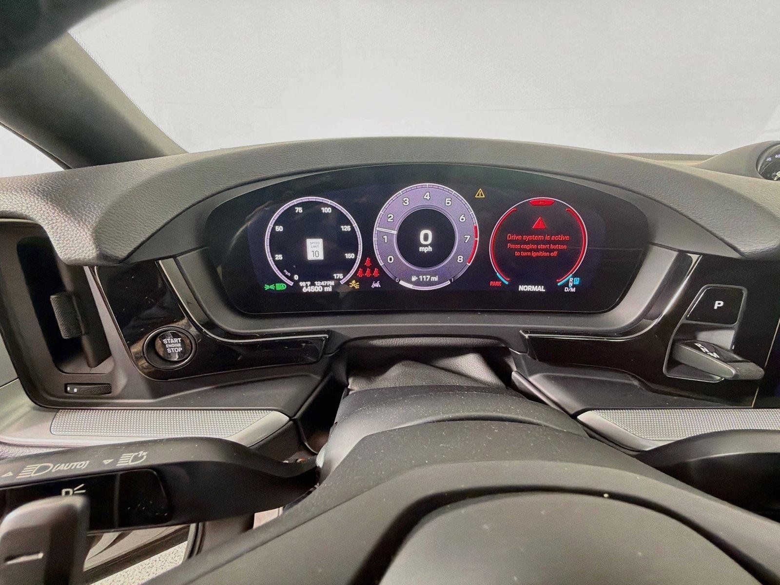 Certified 2024 Porsche Cayenne Coupe AWD/4WD image 19