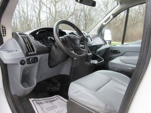 Used 2017 Ford Transit 150 130 Low Roof image 32