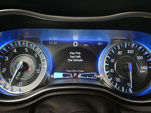 Used 2019 Chrysler 300 Touring L w/ Quick Order Package 22F image 26