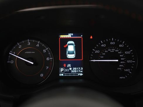 Used 2023 Subaru Crosstrek 2.0i Premium image 19