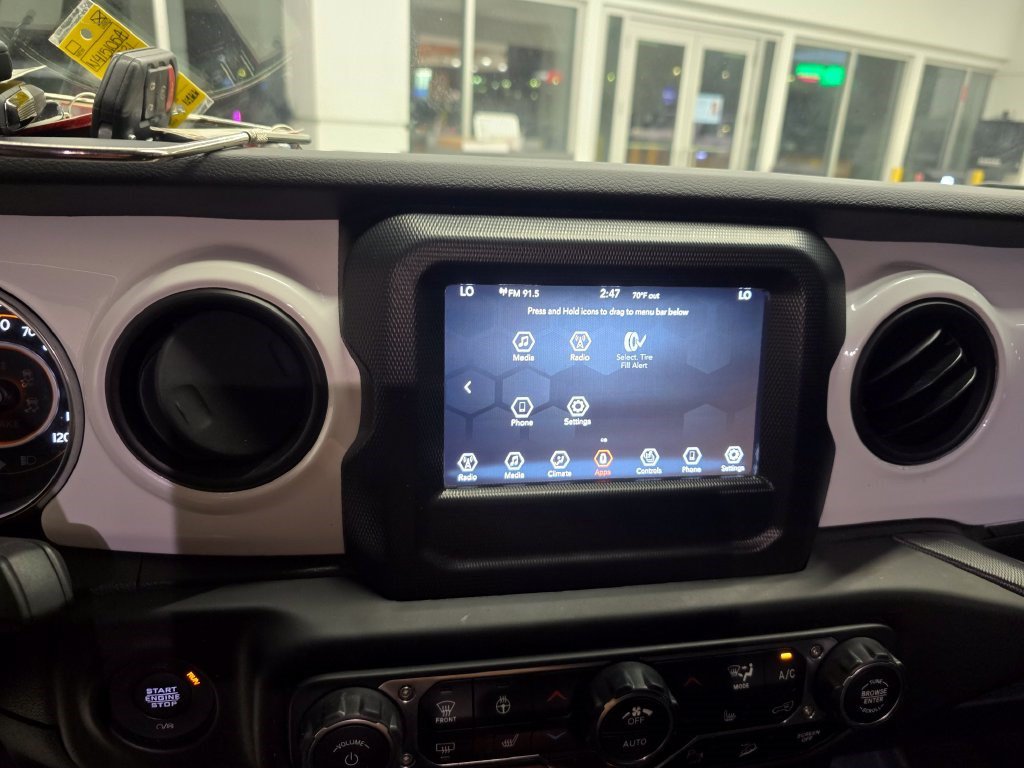 Used 2021 Jeep Wrangler Unlimited Sport AWD/4WD image 25