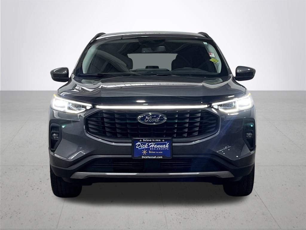 Certified 2025 Ford Escape Platinum AWD/4WD image 4