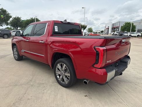Used 2024 Toyota Tundra Capstone AWD/4WD image 4