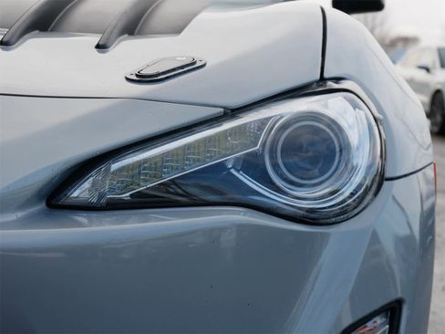 Used 2013 Scion FR-S 10 Series image 7