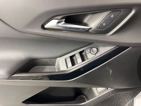 Certified 2025 Chevrolet Equinox LT w/ Convenience Package II image 24