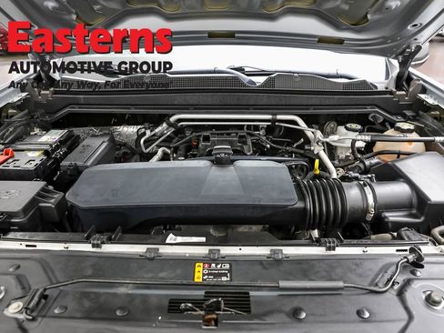 Used 2023 Chevrolet Colorado W/T RWD image 7