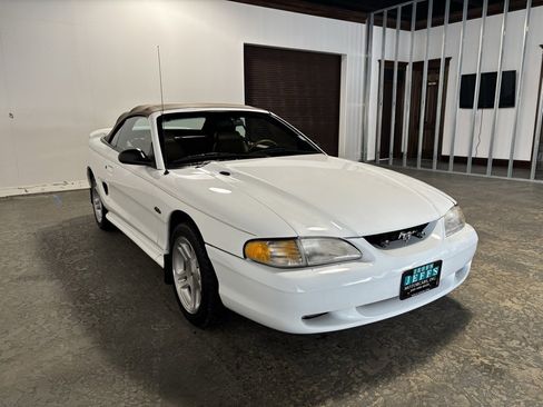 Used 1998 Ford Mustang GT image 7