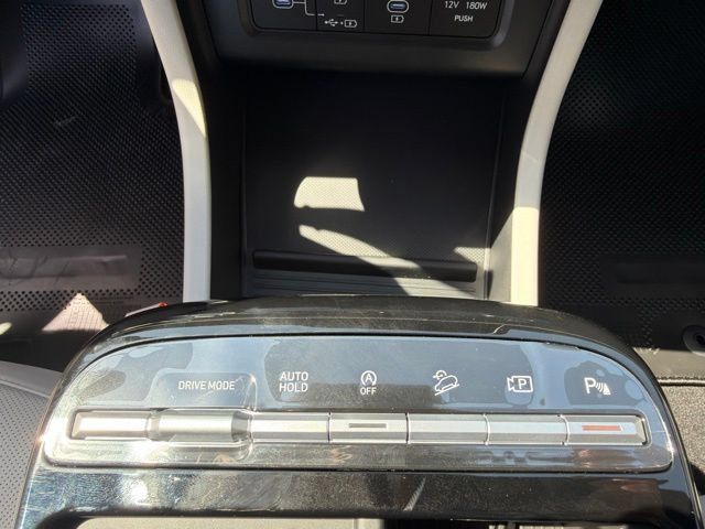 New 2026 Hyundai Tucson Limited FWD image 28