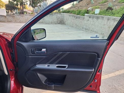 Used 2010 Ford Fusion Sport image 33