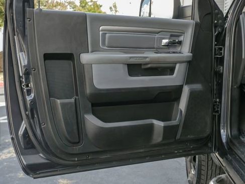 Used 2016 RAM 3500 Tradesman w/ Chrome Appearance Group image 41