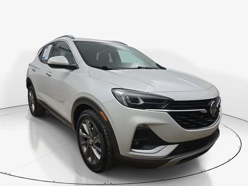 Used 2023 Buick Encore GX Essence w/ Experience Buick Package FWD image 2