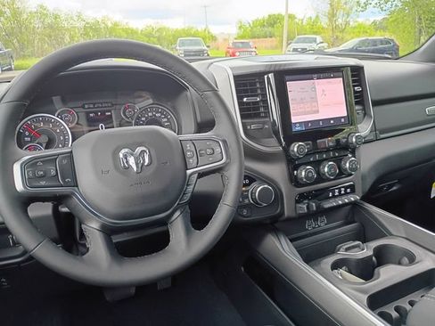 New 2026 RAM 1500 Big Horn w/ Night Edition AWD/4WD image 10