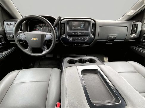 Used 2019 Chevrolet Silverado 1500 W/T w/ WT Convenience Package AWD/4WD image 8