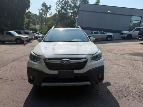 Used 2022 Subaru Outback Limited w/ Popular Package #2 AWD/4WD image 2