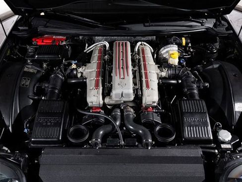 Used 2000 Ferrari 550 Maranello Coupe image 12