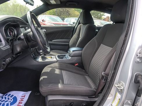 Used 2023 Dodge Charger SXT RWD image 22