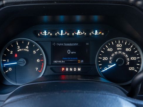 Used 2018 Ford F150 XLT w/ Equipment Group 302A Luxury AWD/4WD image 15