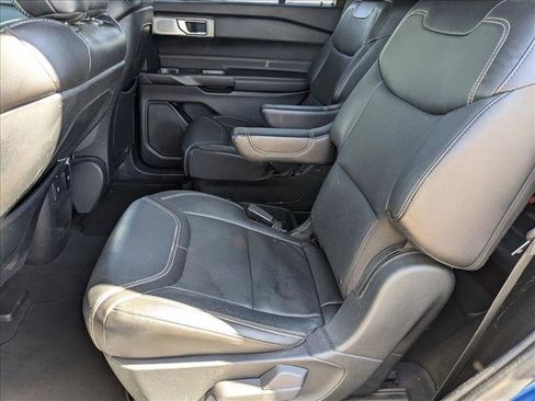 Used 2020 Ford Explorer ST w/ Premium Technology Package image 19