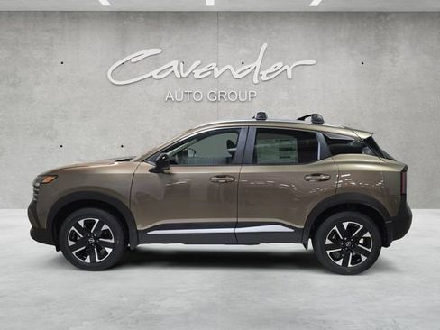 New 2026 Nissan Kicks SV AWD/4WD image 13