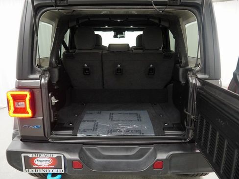 Used 2024 Jeep Wrangler Unlimited w/ Convenience Group image 44