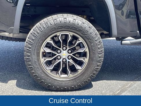 Used 2022 Chevrolet Colorado ZR2 AWD/4WD image 12