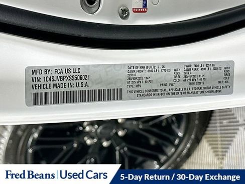 Used 2025 Jeep Wagoneer Series II w/ Premium Group I image 37