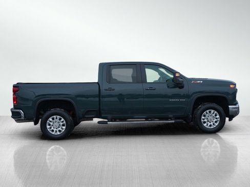 Used 2025 Chevrolet Silverado 3500 LT w/ All Star Edition image 6