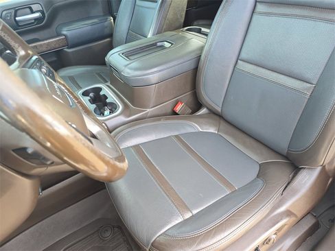 Used 2021 GMC Sierra 3500 Denali w/ Denali Ultimate Package image 16