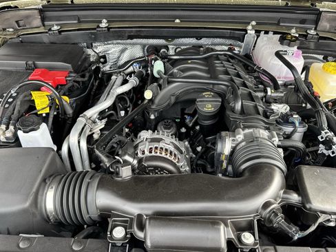 New 2025 Jeep Wrangler Unlimited Rubicon w/ Steel Bumper Group image 34