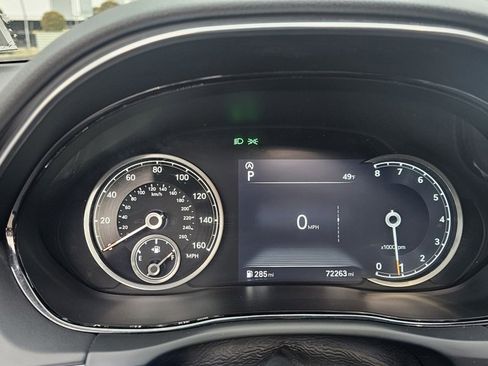 Used 2022 Genesis GV70 2.5T w/ Advanced Package image 19