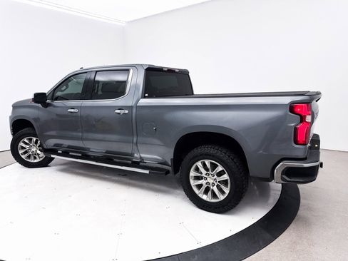 Used 2019 Chevrolet Silverado 1500 LTZ image 2