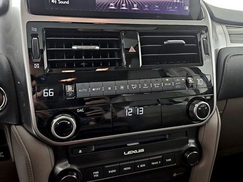 Used 2023 Lexus GX 460 Premium w/ Premium Package AWD/4WD image 19